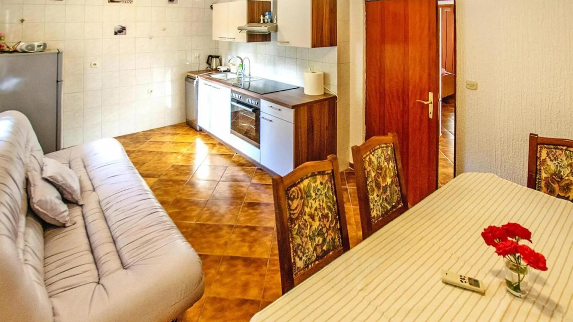 Apartment In Seline With Terrace, Near The Beach Starigrad Paklenica